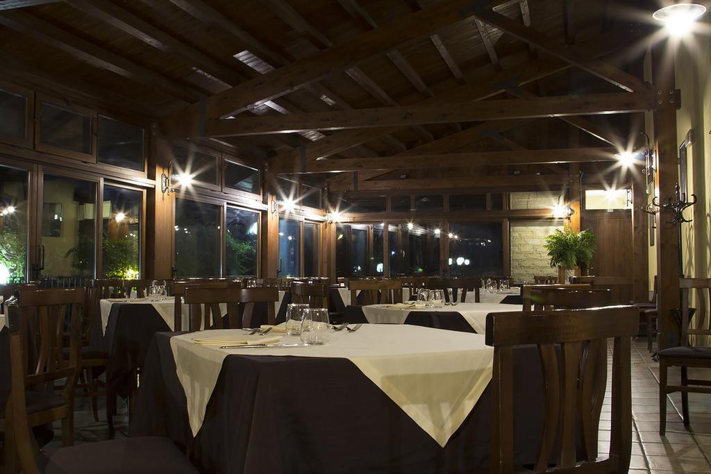 Antica Stazione Hotel Chiaramonte Gulfi Exterior foto